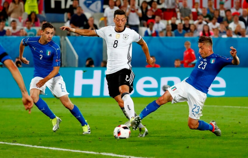 Прогноз германии футбол сегодня. Германия Италия 14.06.22. Германия Италия 2016. Германия Италия 2012. Германия Италия лига наций.